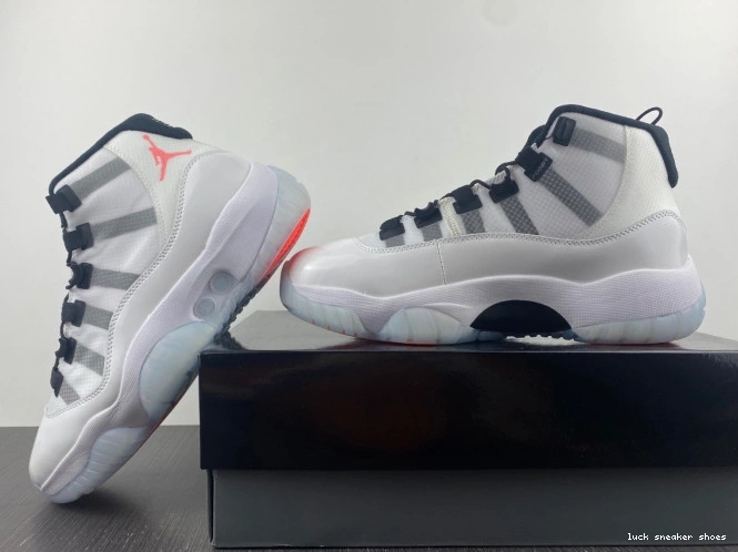 Rep LUCY DD3522-100 White 11 (CN Plug) Adapt Jordan Air 0720